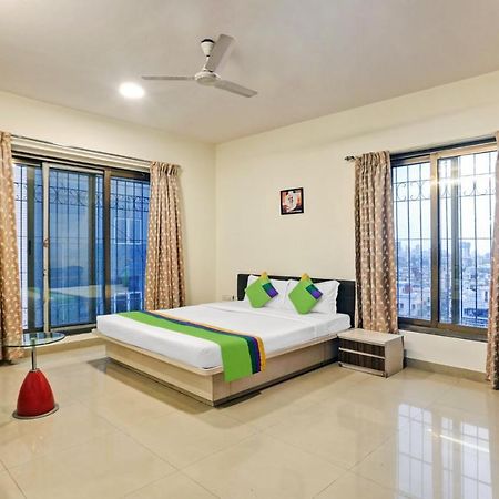 Treebo Trend Bandra Apartments Мумбай Екстериор снимка