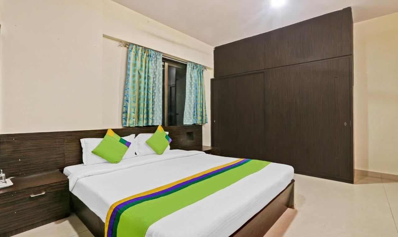 Treebo Trend Bandra Apartments Мумбай Екстериор снимка