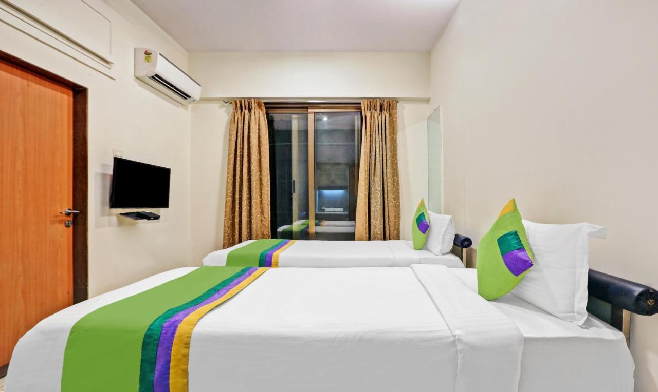 Treebo Trend Bandra Apartments Мумбай Екстериор снимка