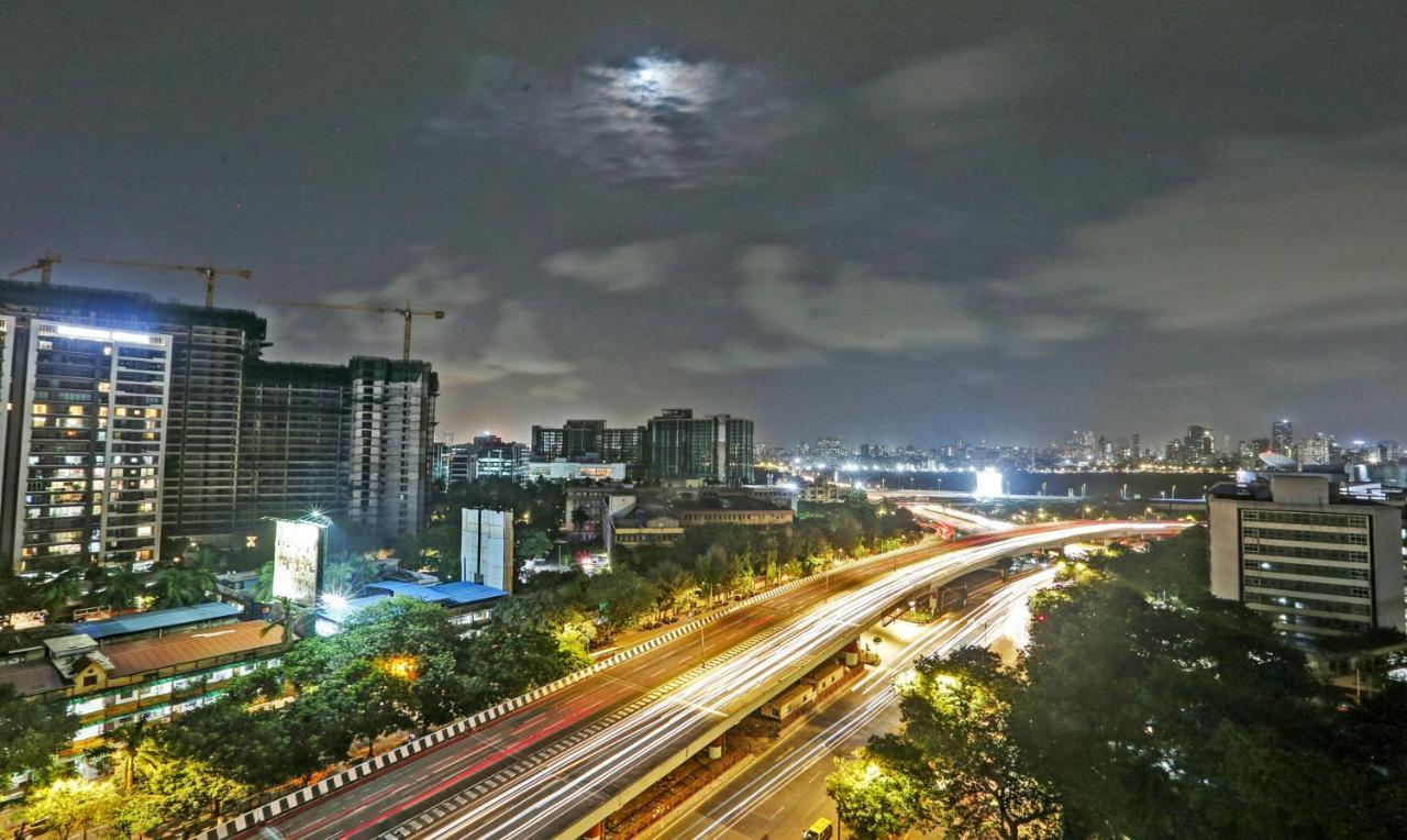 Treebo Trend Bandra Apartments Мумбай Екстериор снимка