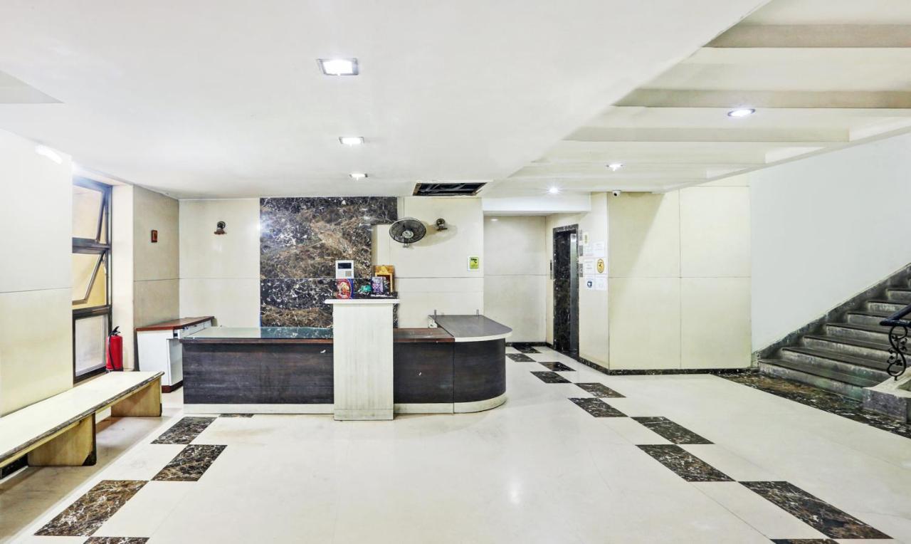 Treebo Trend Bandra Apartments Мумбай Екстериор снимка